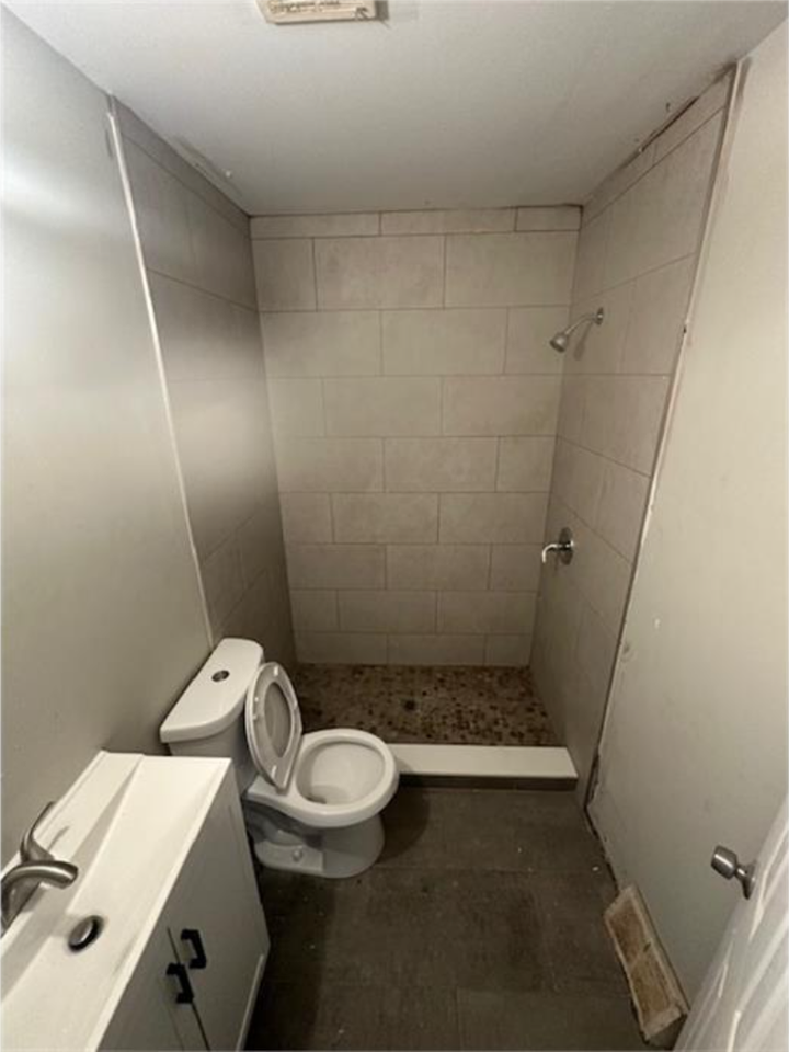 3917 Wyalusing Ave - Photo 2 of 3