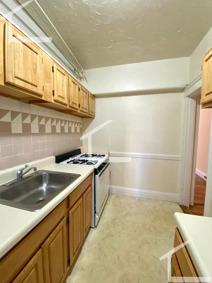 54 Lothian Rd - Photo 7 of 17