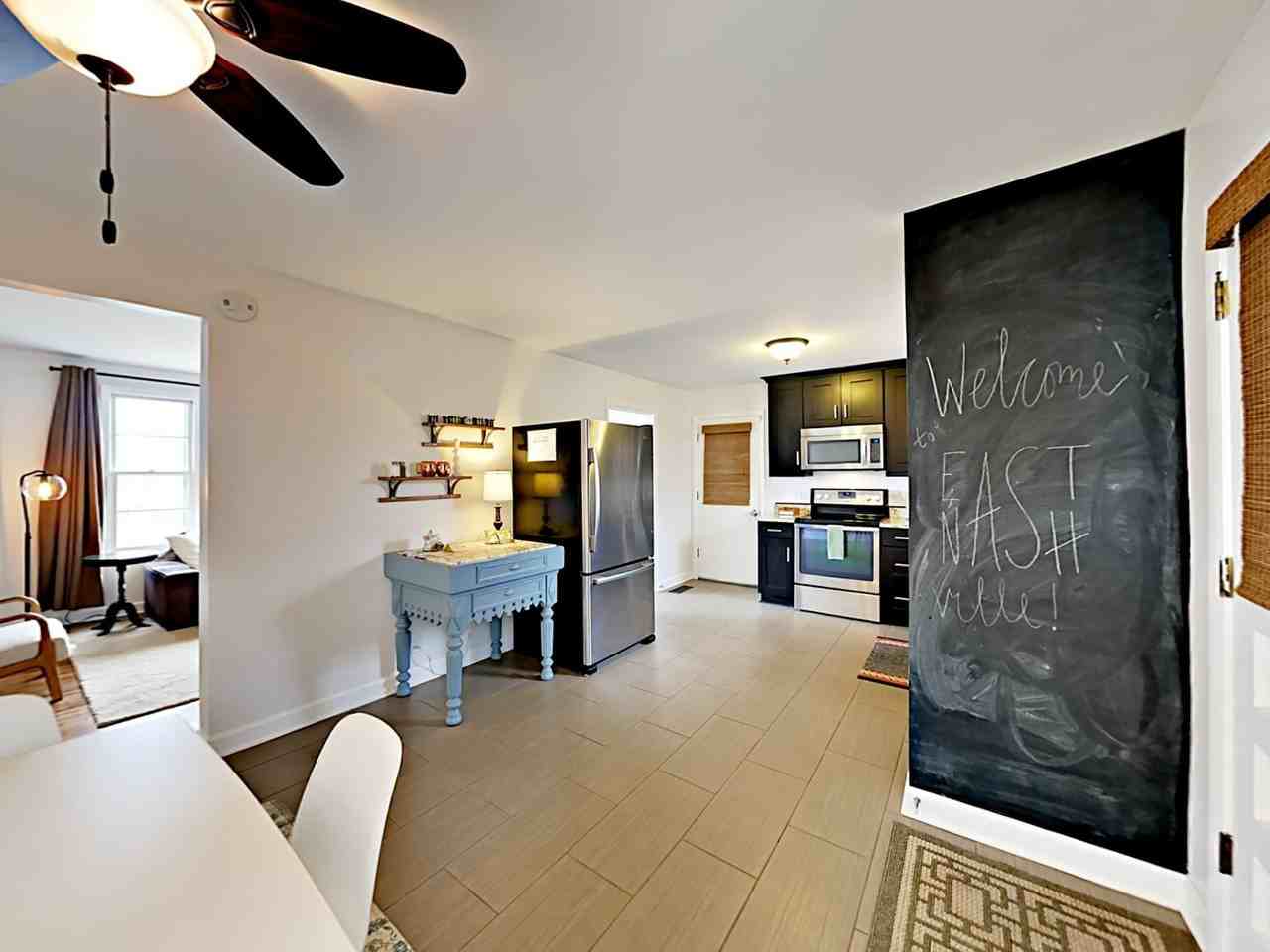 1814 Rosebank Ave #A - Photo 7 of 25