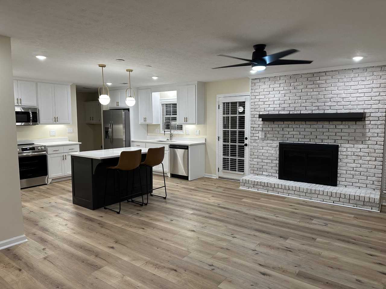 4102 Surrey Ln #NA - Photo 2 of 6