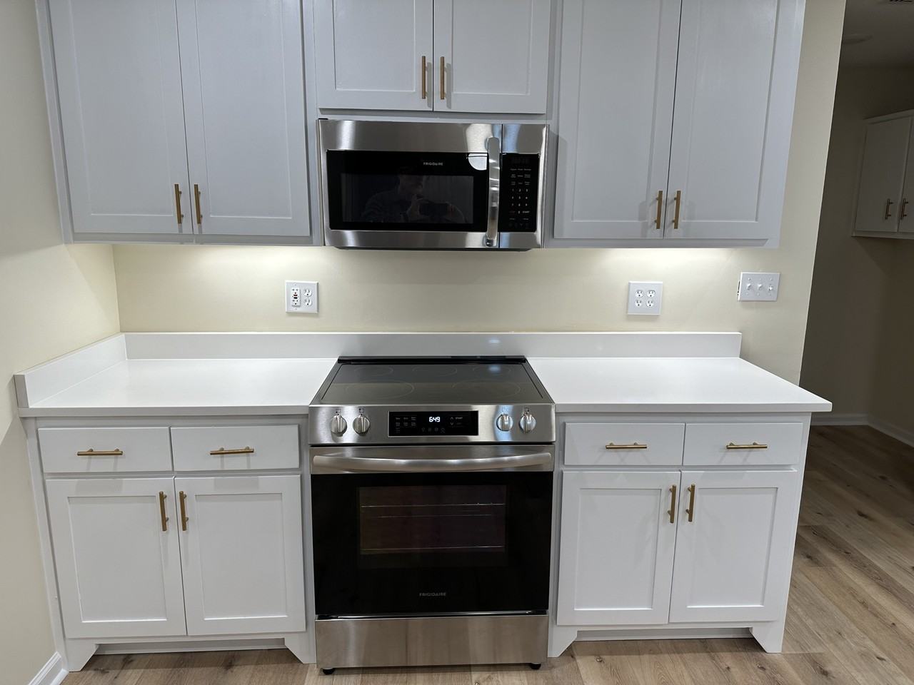 4102 Surrey Ln #NA - Photo 3 of 6