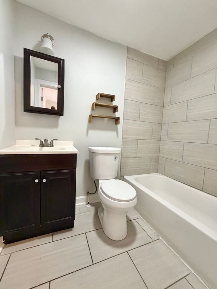 6308 Sierra St - Photo 6 of 8