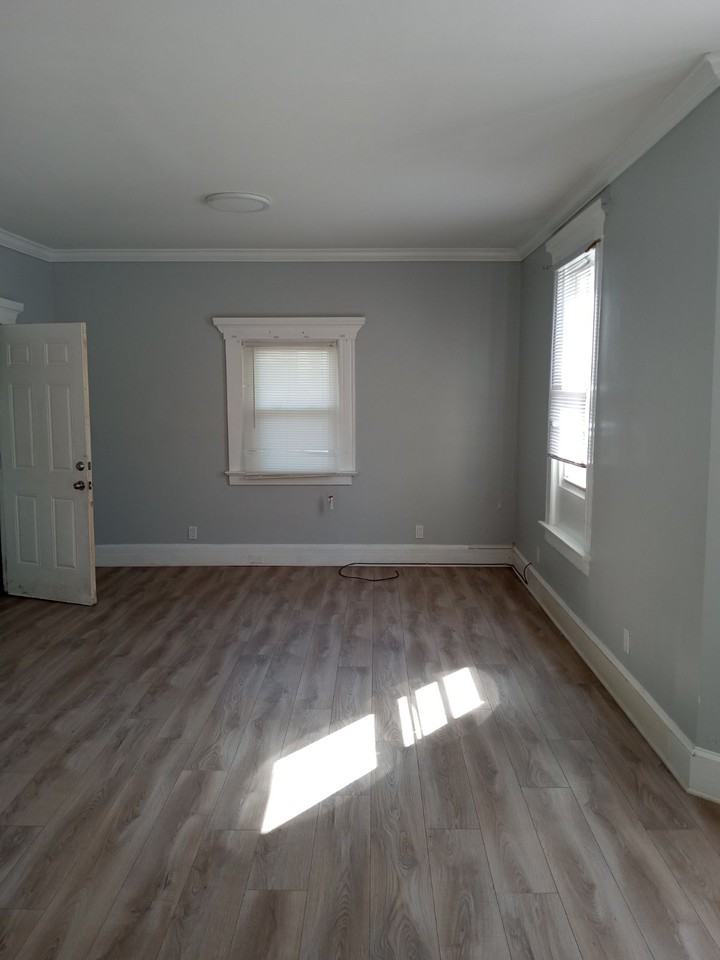 36 Hillside Ave #1 - Photo 3 of 9