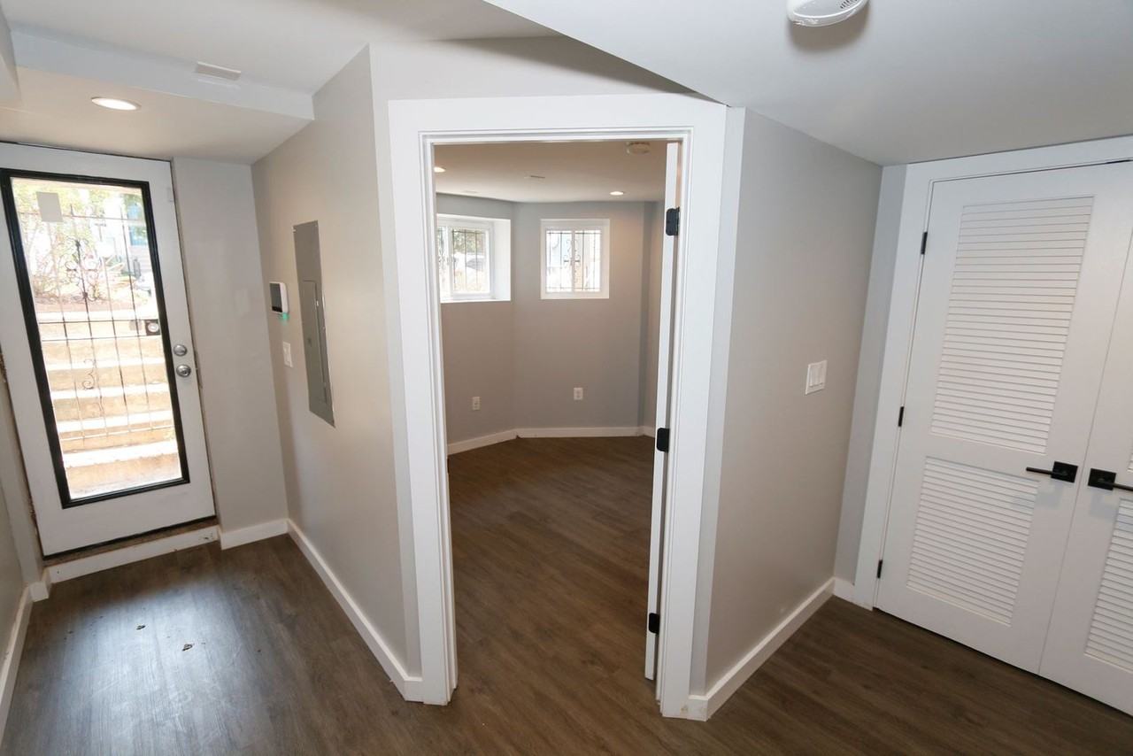 53 U St Nw - Photo 5 of 21