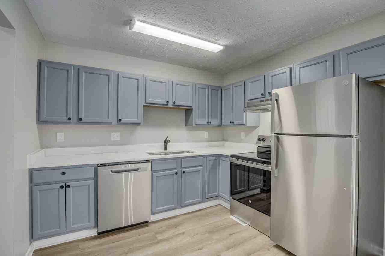 Beautiful Townhouses and Apartments at Farmington Oaks in Crittenden KY - Photo 5 of 8