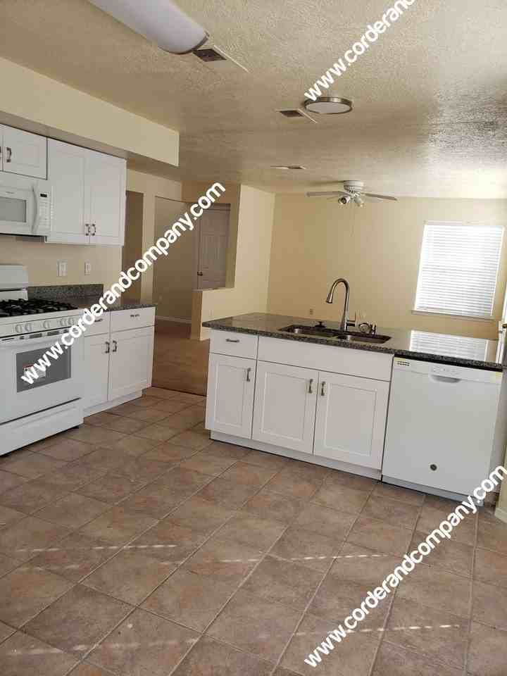 8116 Fieldstone Ave Nw - Photo 6 of 12