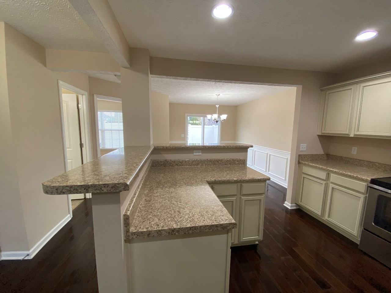 1907 Calydon Ct - Photo 6 of 22