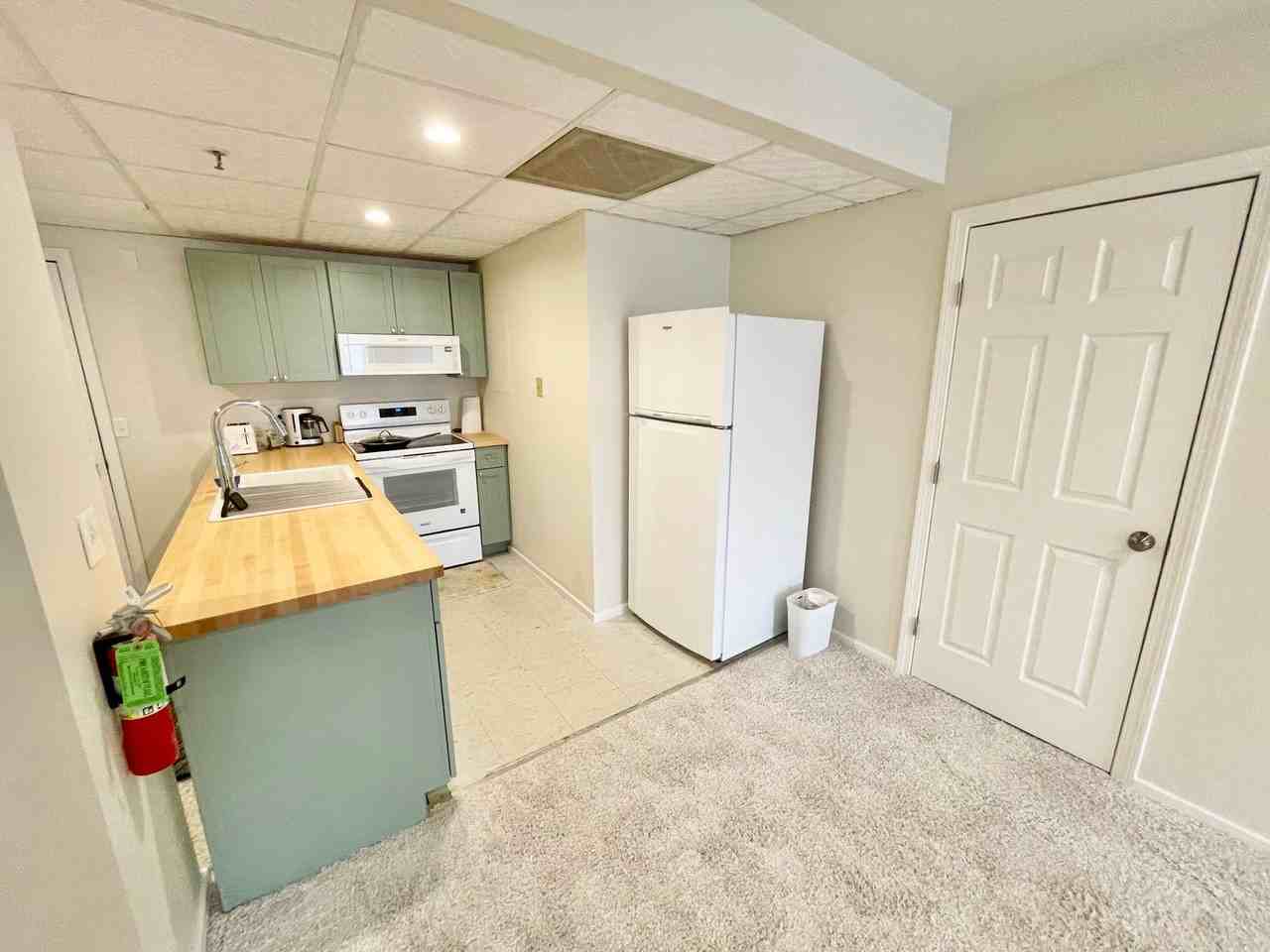 131 Main St #508 - Photo 5 of 17