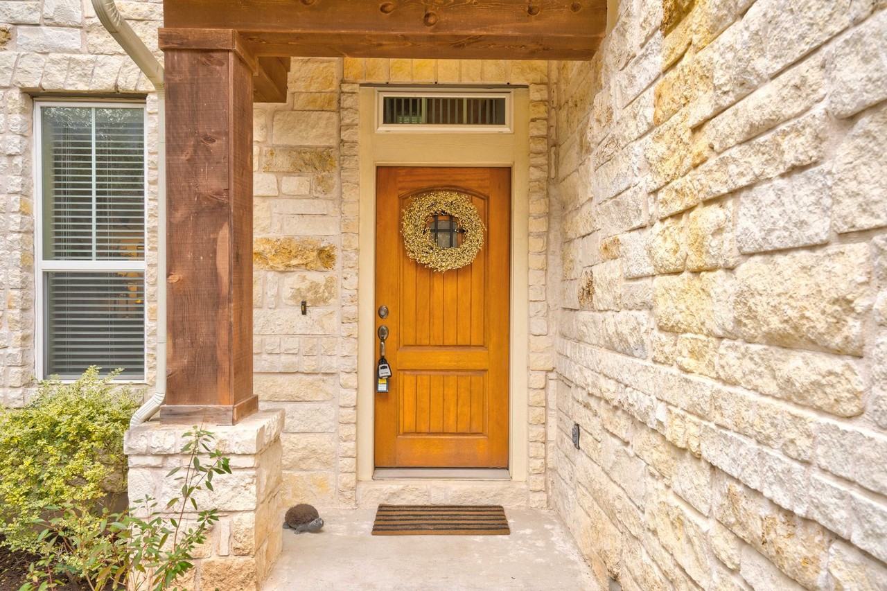 11604 Sierra Nevada - Photo 3 of 46