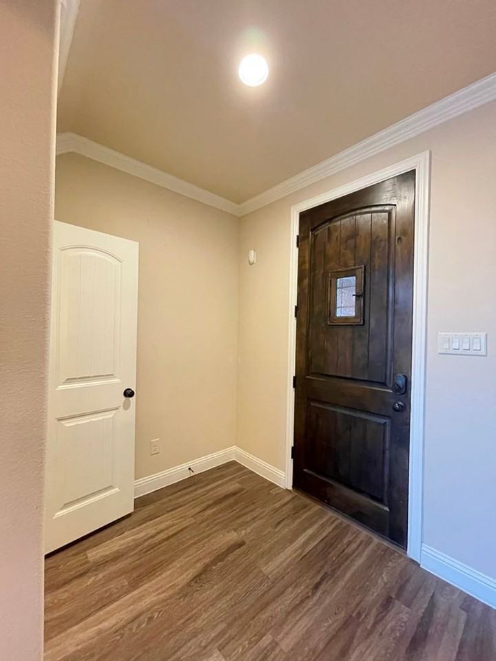 433 Mistflower Springs Dr - Photo 2 of 47