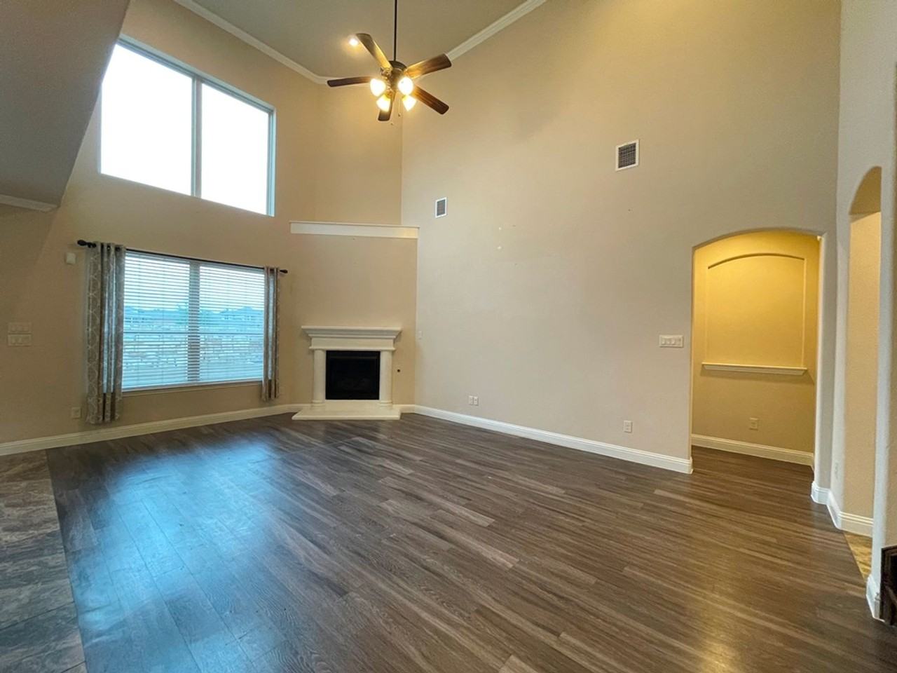 433 Mistflower Springs Dr - Photo 7 of 47