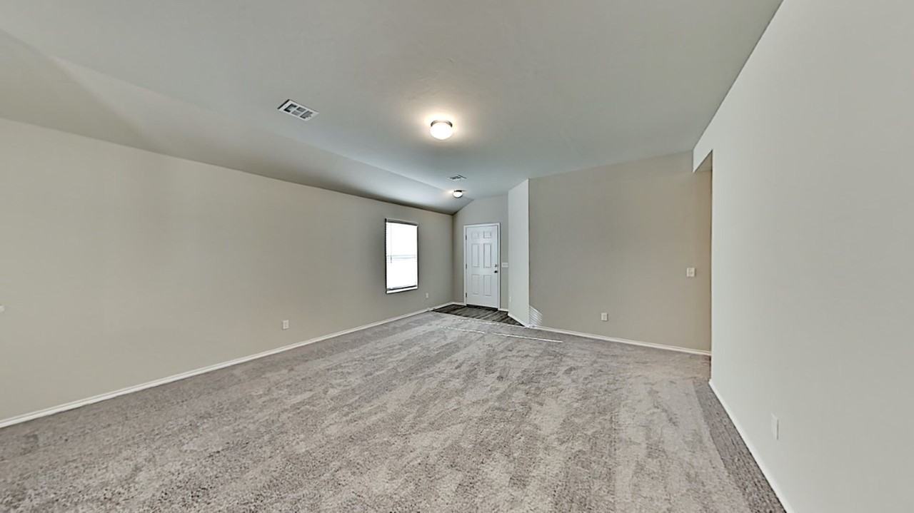 1812 Sloane Dr - Photo 4 of 16