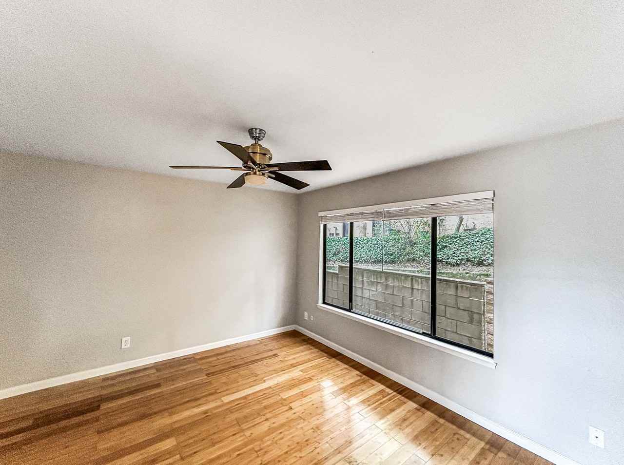 4313 5th Ave - Photo 5 of 15