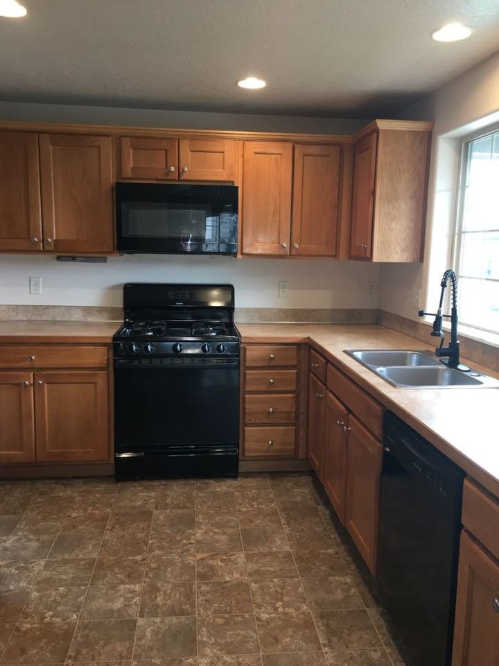 60 Almond Way - Photo 7 of 30