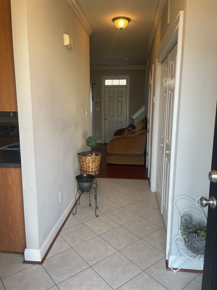 7716 Royal Park Ln - Photo 2 of 20