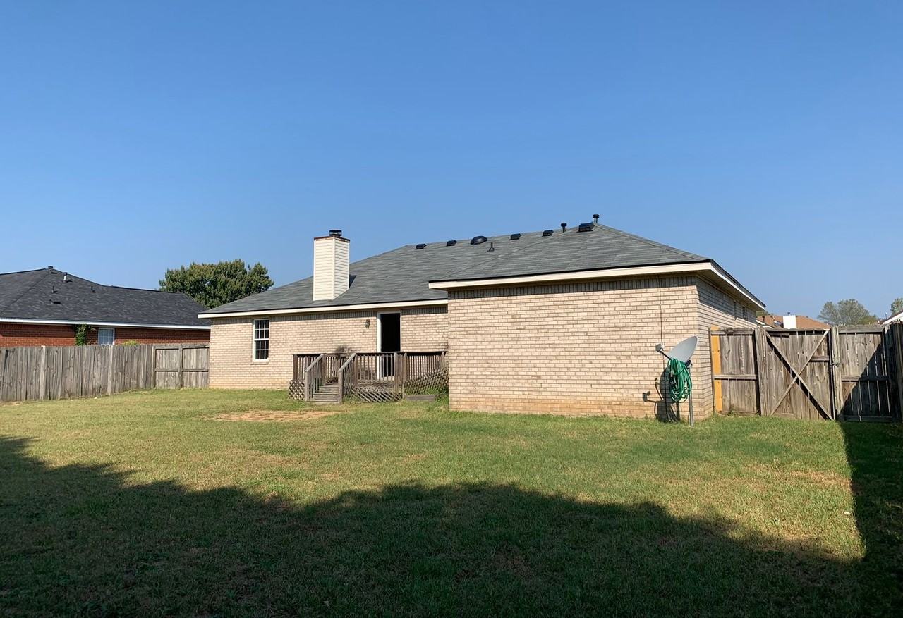 225 Taylor Cir - Photo 5 of 18