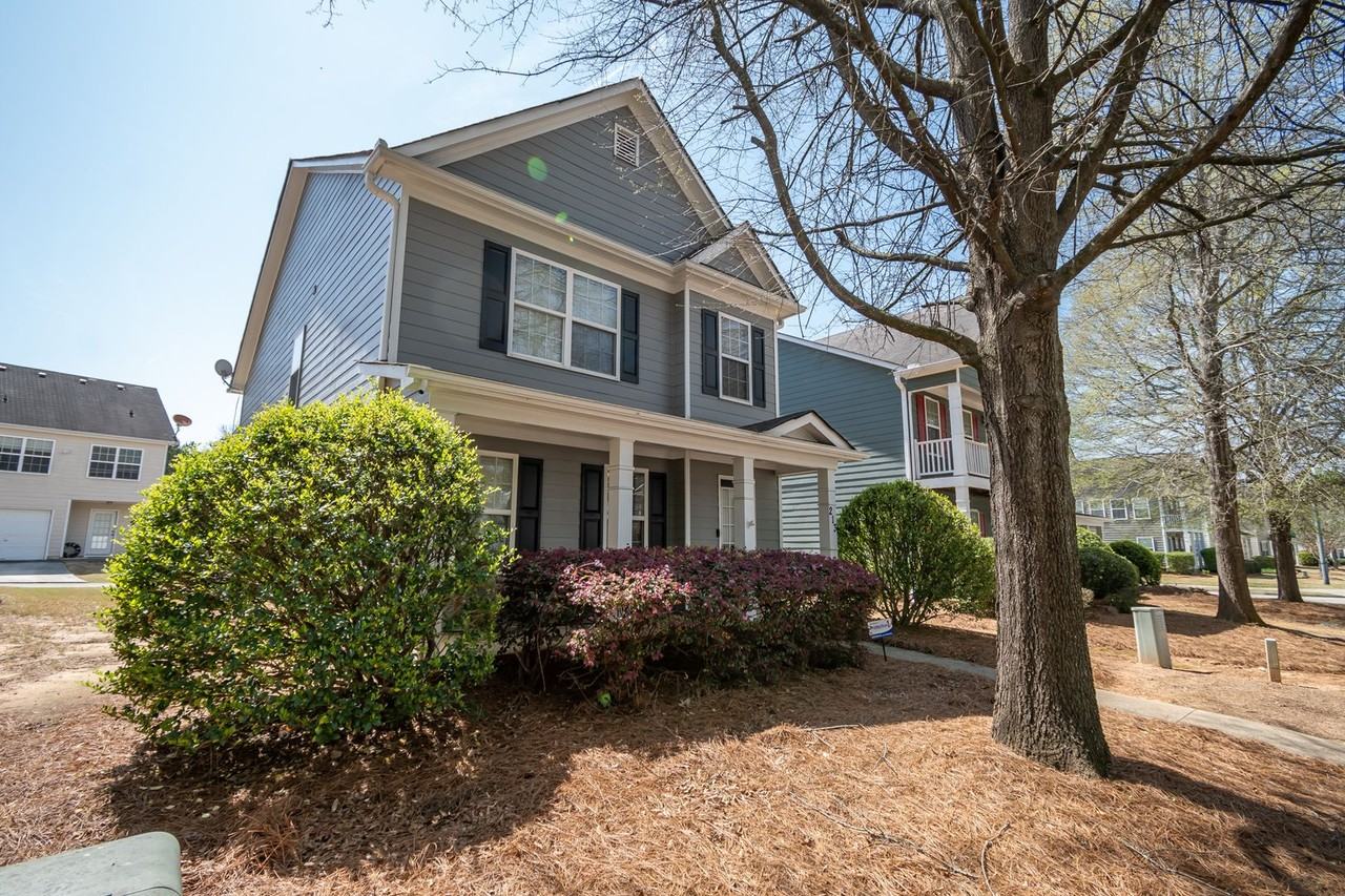 213 Sidney Lanier Ave - Photo 2 of 23