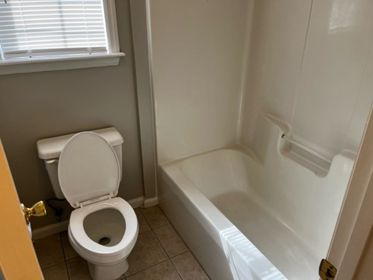 4306 Brandonshire Ln - Photo 7 of 12