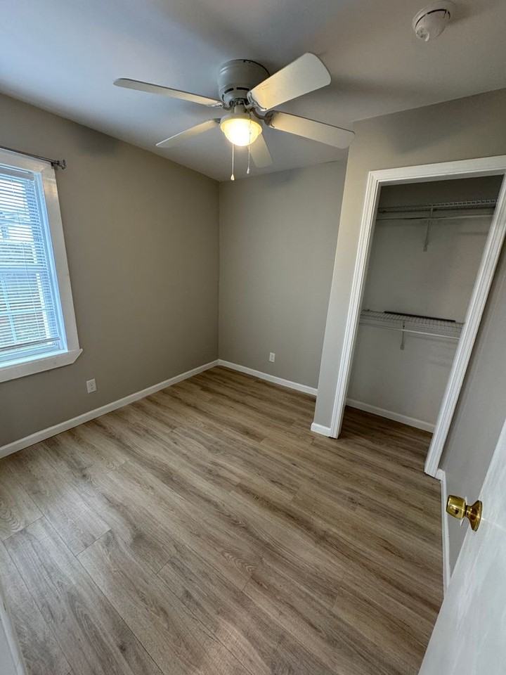 309 Francis St E - Photo 4 of 6