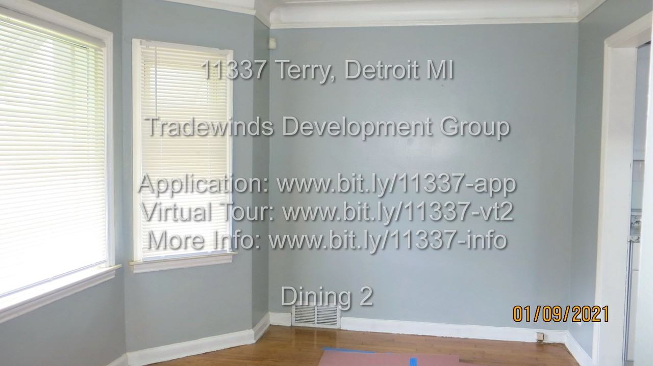 11337 Terry St - Photo 3 of 13