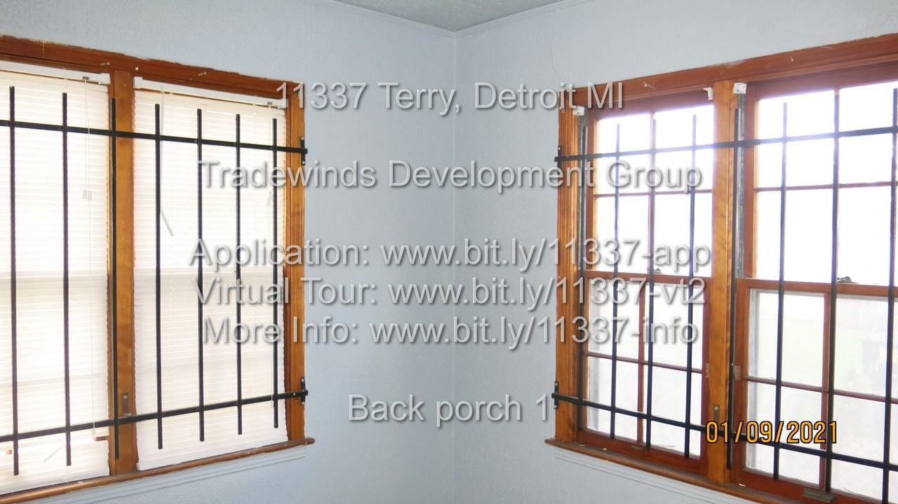 11337 Terry St - Photo 6 of 13