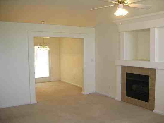 2905 Sandersville Rd - Photo 3 of 18