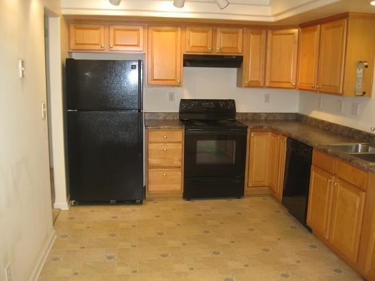 2905 Sandersville Rd - Photo 5 of 18