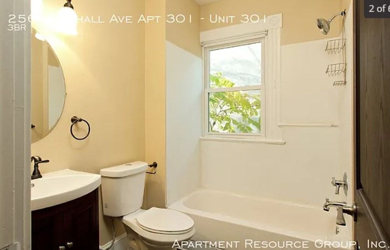 Marshall Ave Apts - Photo 2 of 13