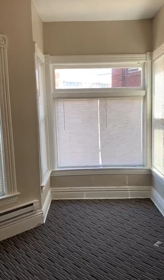 Marshall Ave Apts - Photo 4 of 13