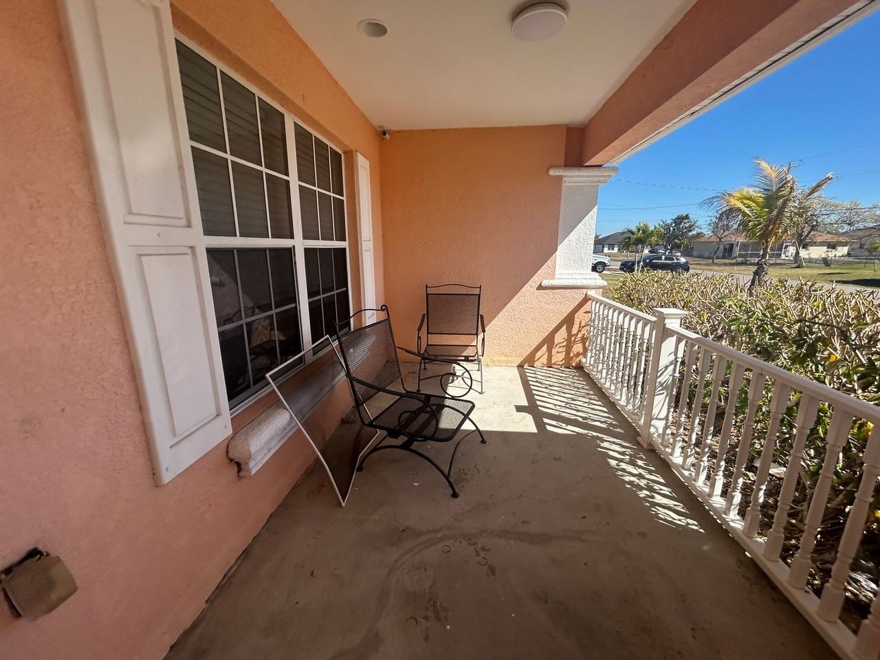 227 227 NW 3rd Terrace - 227 NW 3rd Terrace-Annual - Photo 2 of 11