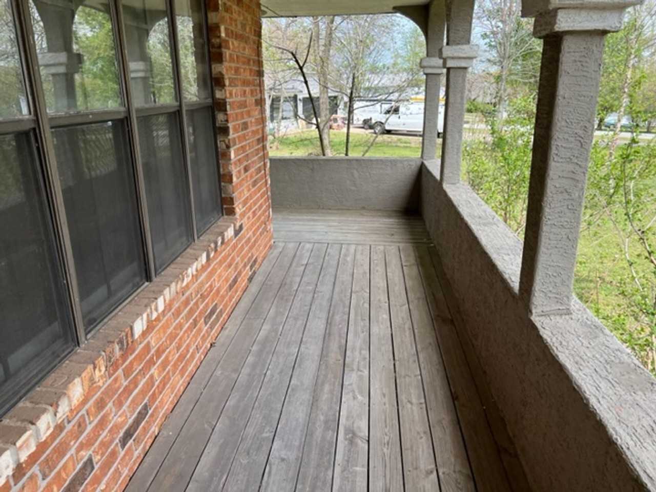 1115 E Huntington Dr - Photo 2 of 27