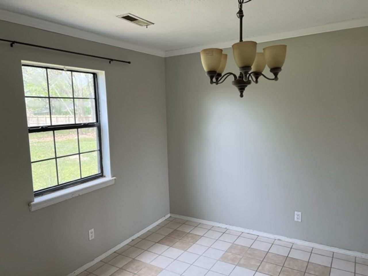 1115 E Huntington Dr - Photo 5 of 27