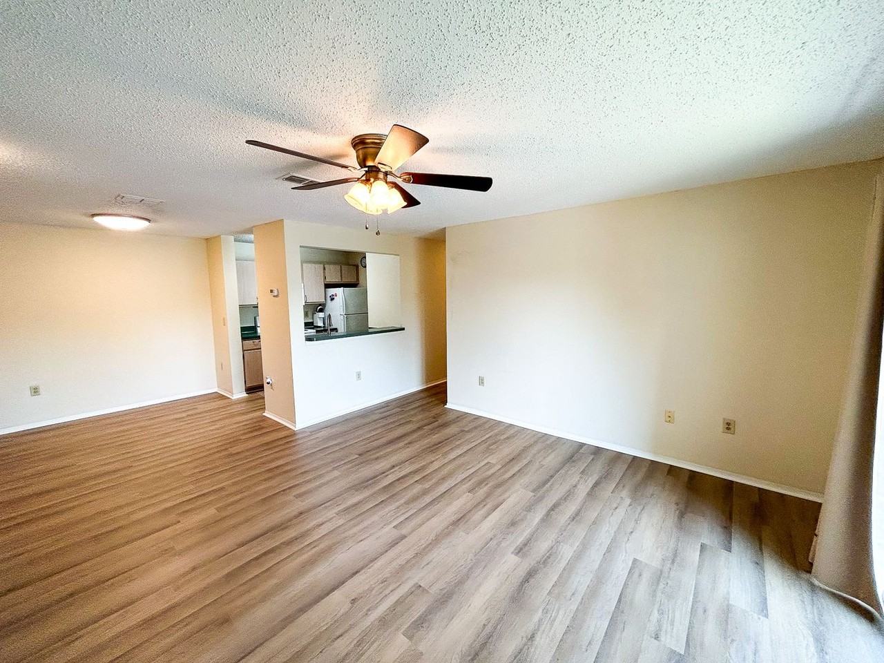 3705 Sw 27th St - Photo 3 of 29