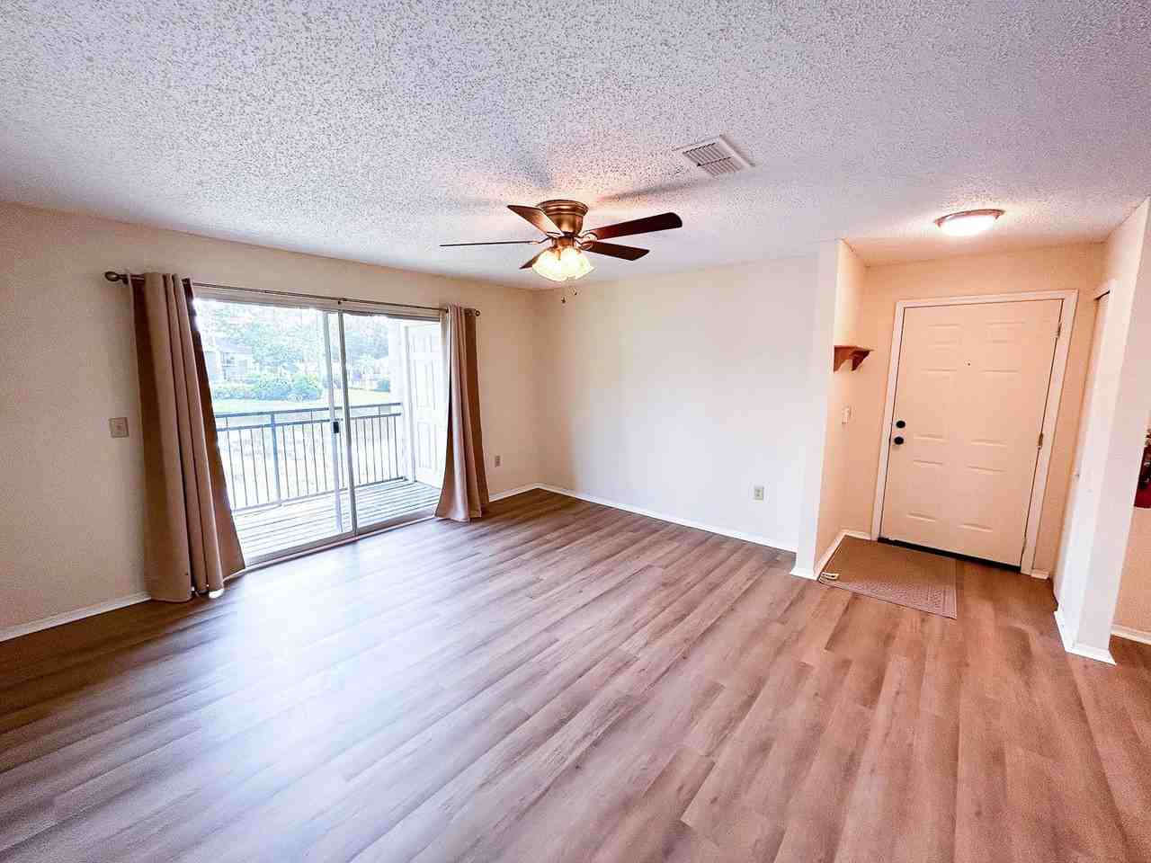 3705 Sw 27th St - Photo 4 of 29