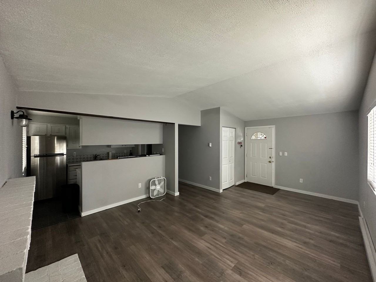 308 E Weile Ave #3 - Photo 2 of 10