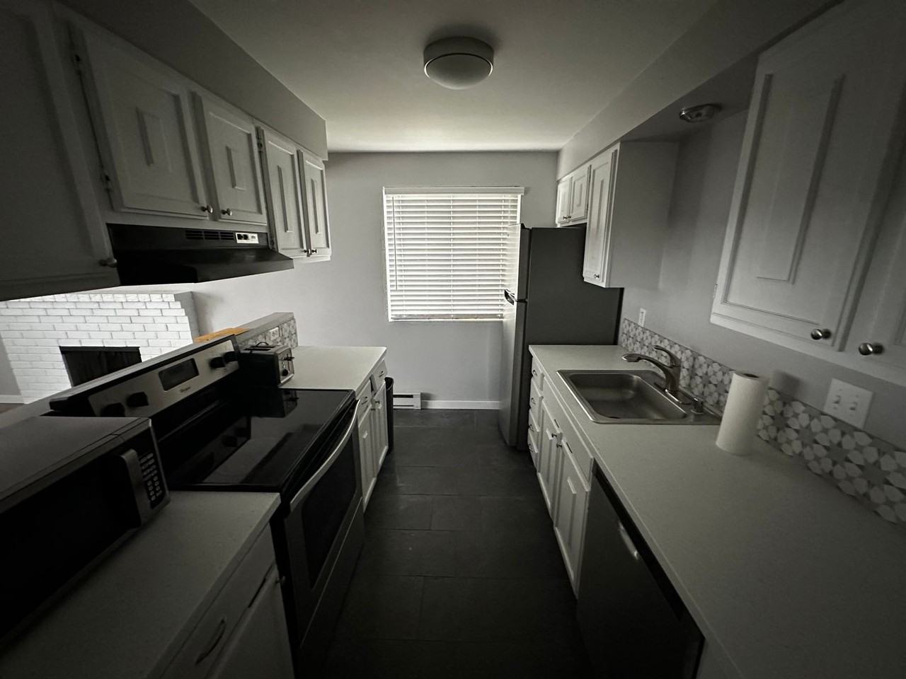 308 E Weile Ave #3 - Photo 4 of 10