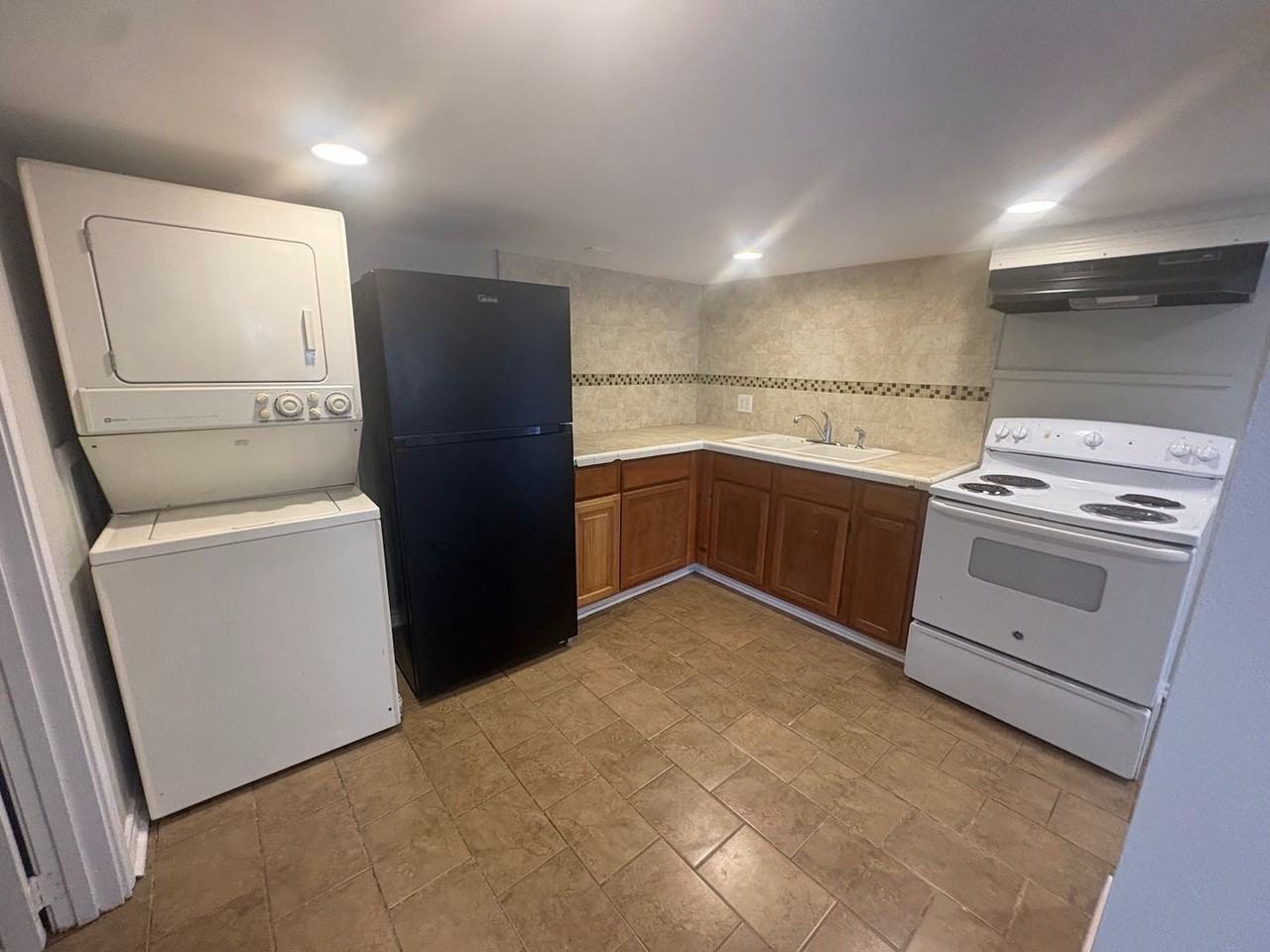 2205 33rd St Rear - Photo 4 of 10