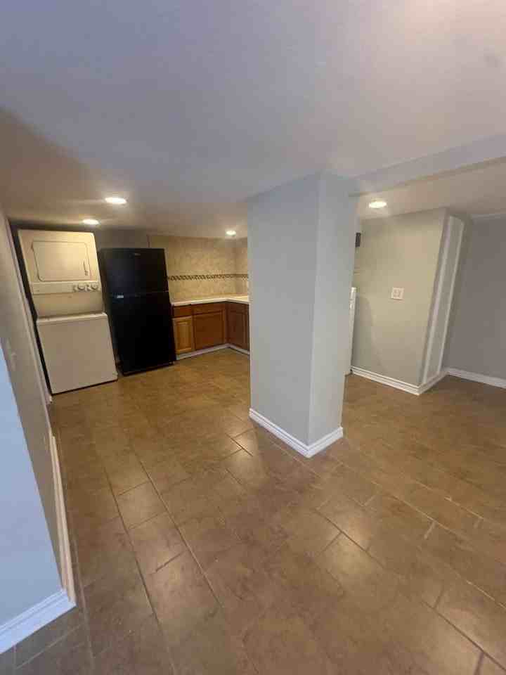 2205 33rd St Rear - Photo 5 of 10