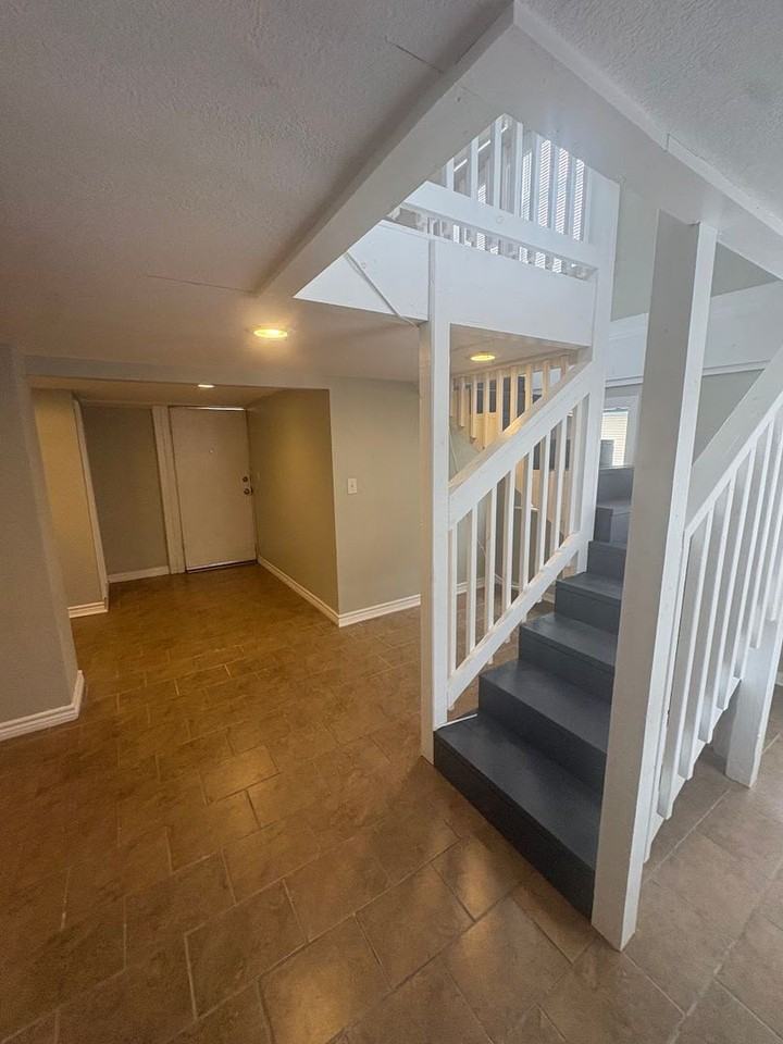 2205 33rd St Rear - Photo 7 of 10