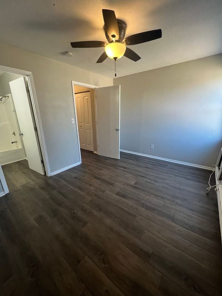 1, 2 and 3 bedroom units available! - Photo 5 of 14