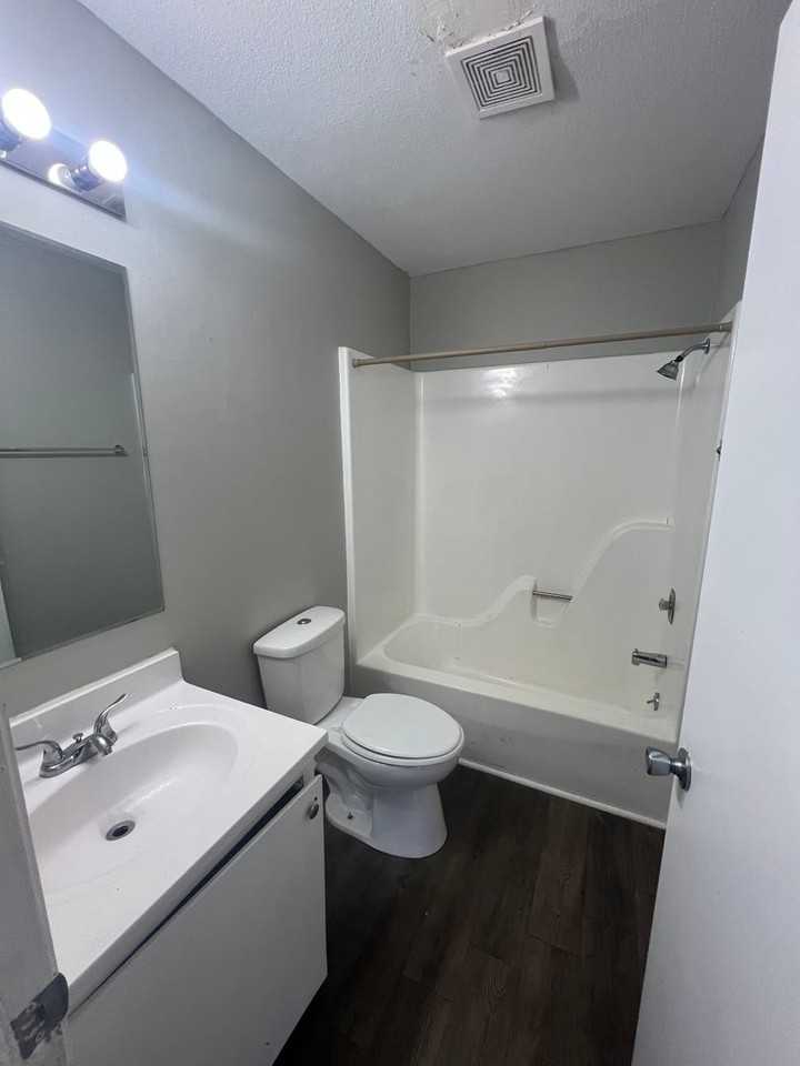 1, 2 and 3 bedroom units available! - Photo 6 of 14