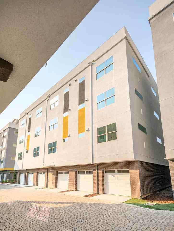 The Flats at The Mill at Broadway - Photo 7 of 33