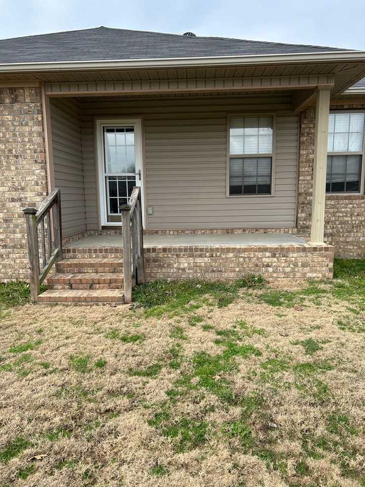 1522 E 11th Cv - Photo 3 of 23