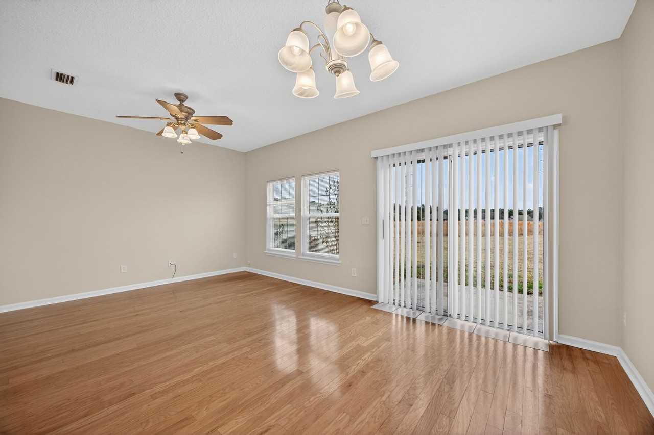 12296 Coconut Grove Ct - Photo 6 of 25