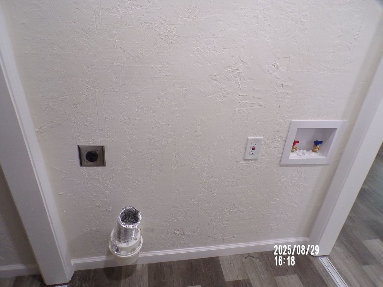 2308 Nw Ozmun Ave - Photo 7 of 23