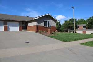 featured image of 3300 Newbury St