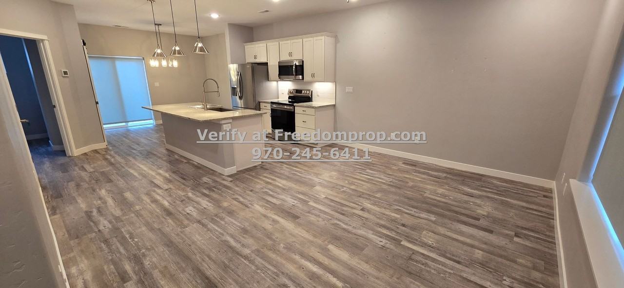 2463 Flat Top Ln #C - Photo 3 of 15