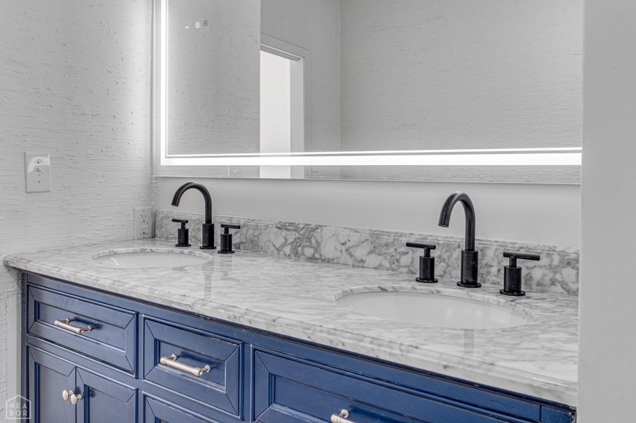 1504 Metzler Ln - Photo 3 of 10