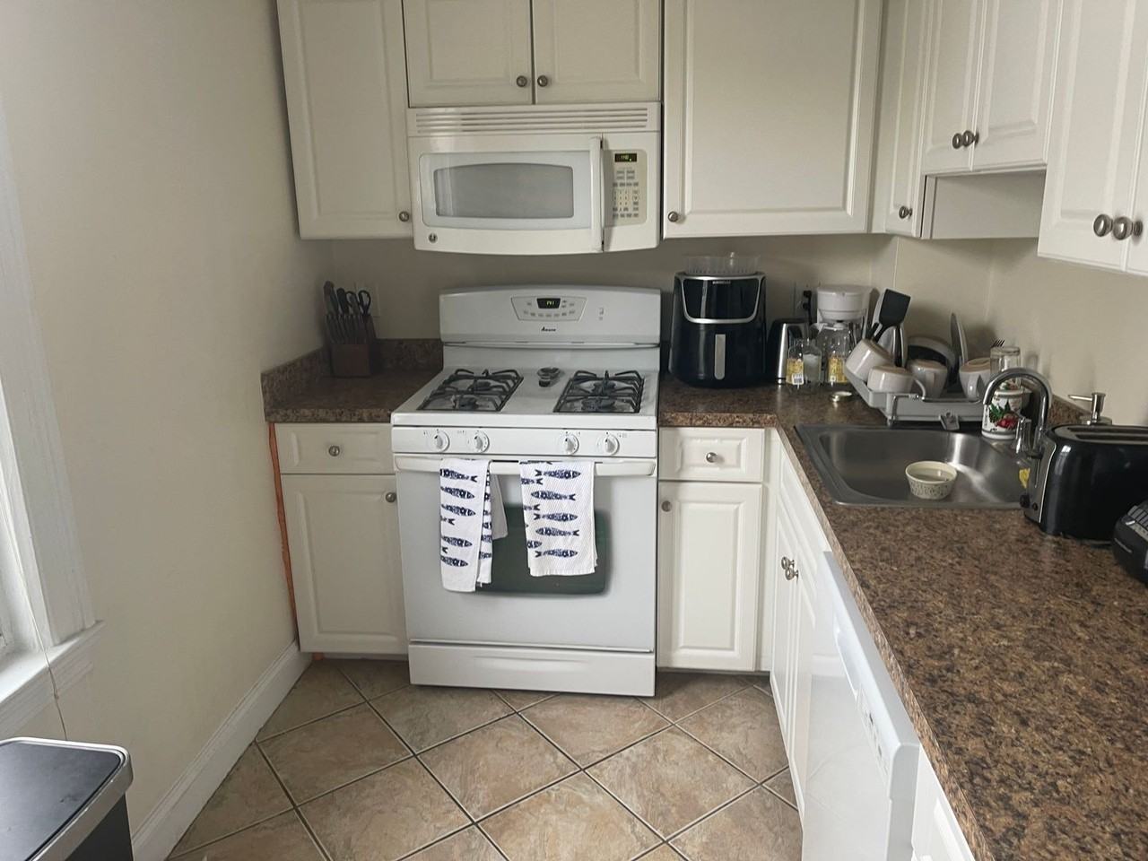 51 Ashford St - Photo 3 of 9