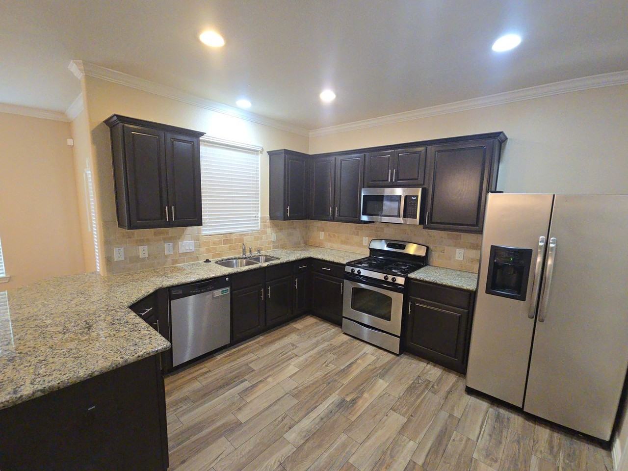 2923 Kainer Meadows Ln - Photo 2 of 30